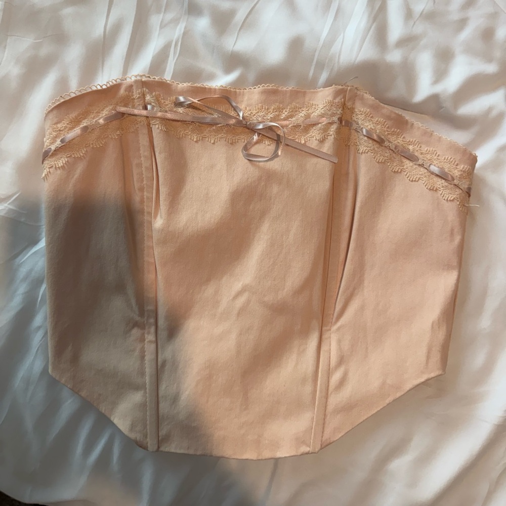 Elegant Peach Lace Trim Corset Top